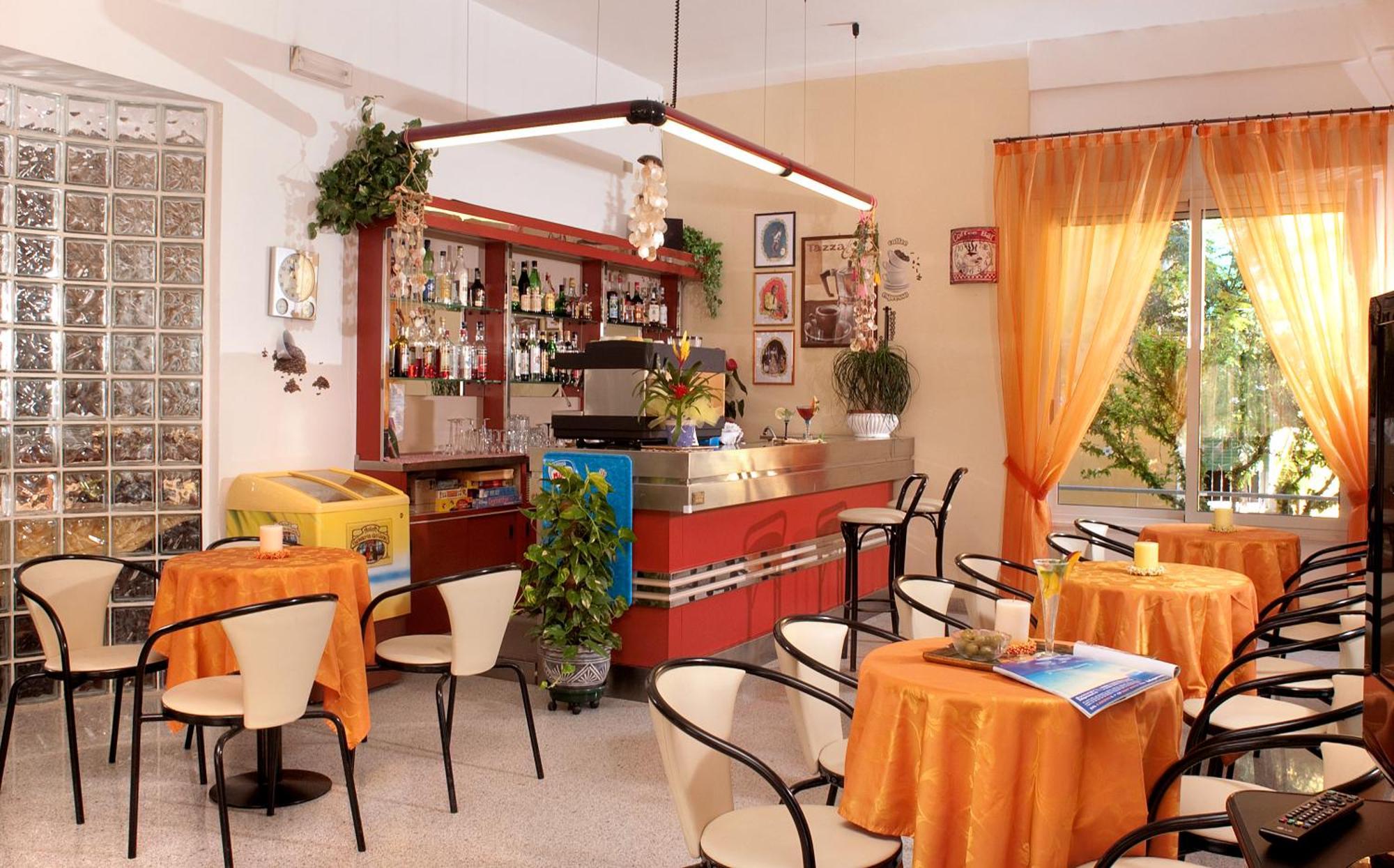 Hotel Olimpia Беллария-Иджеа-Марина Экстерьер фото